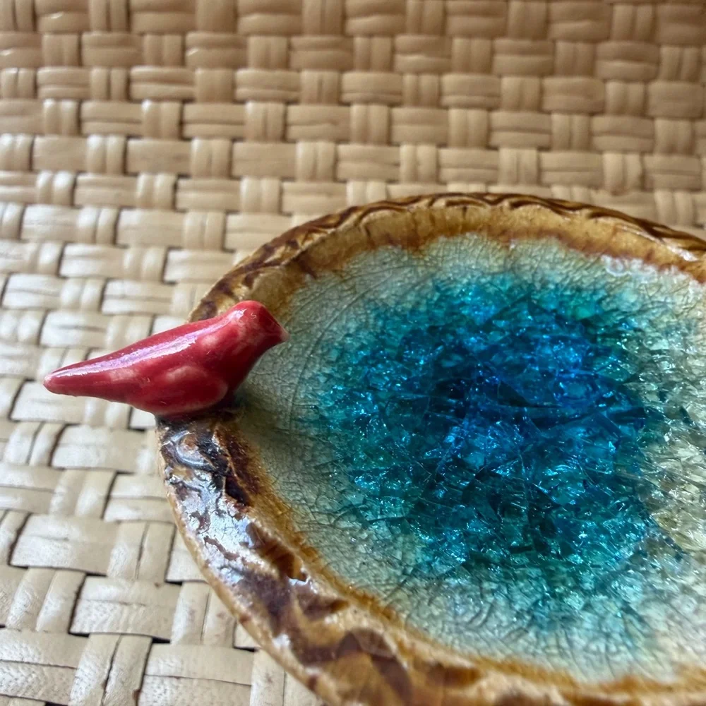 Handcrafted Pottery Ceramic Bird Bath with Red Bird Accent - Picture 5 of 7